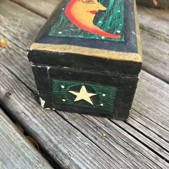 Artistic Moon Face Box Trinket Decor - Orange and Green- Whimsy Goth 90s Vintage - Picture 5 of 13